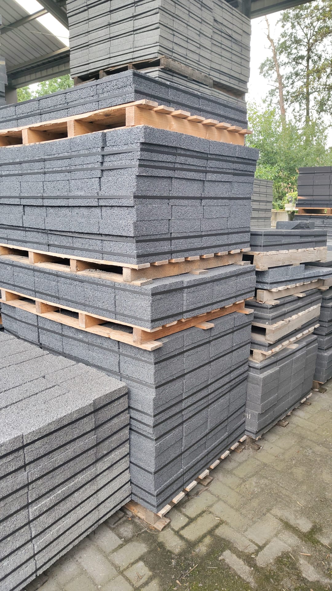 KLINKER-LOTEN WATERDOORLATEND ANTRACIET 22/22/6 TWEEDE KEUZE